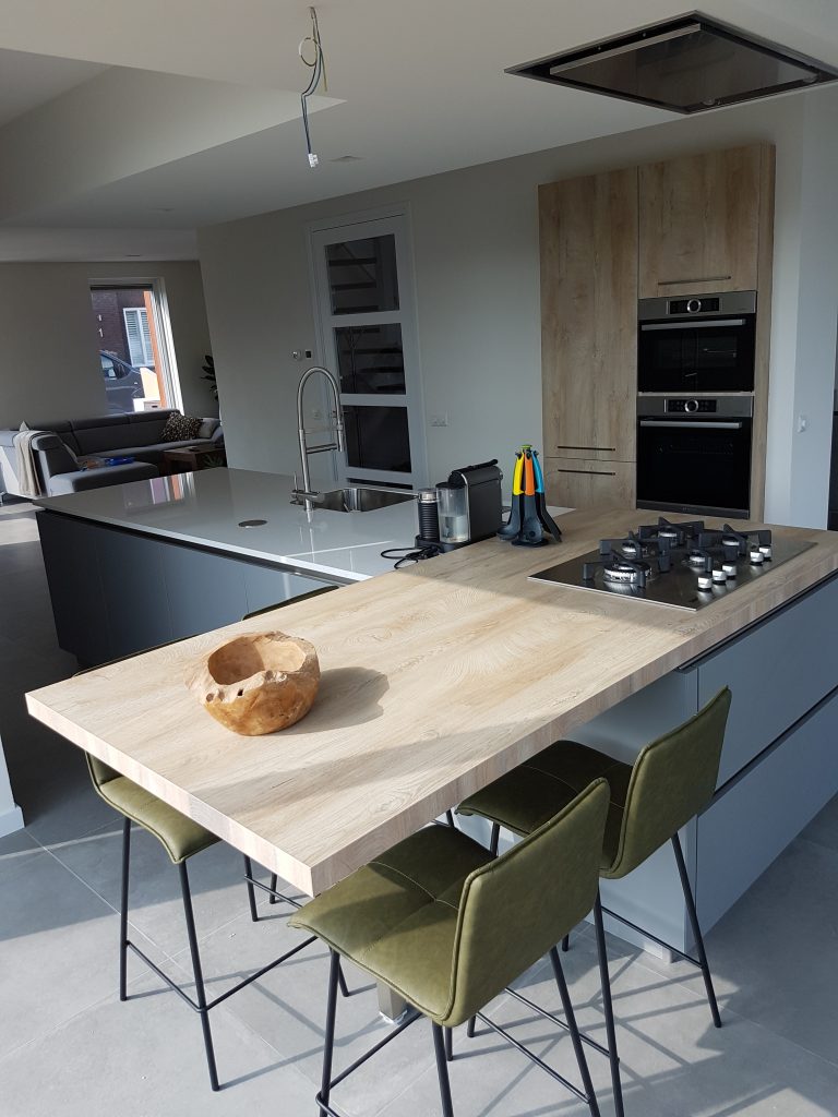 Keuken met ingebouwde ovens